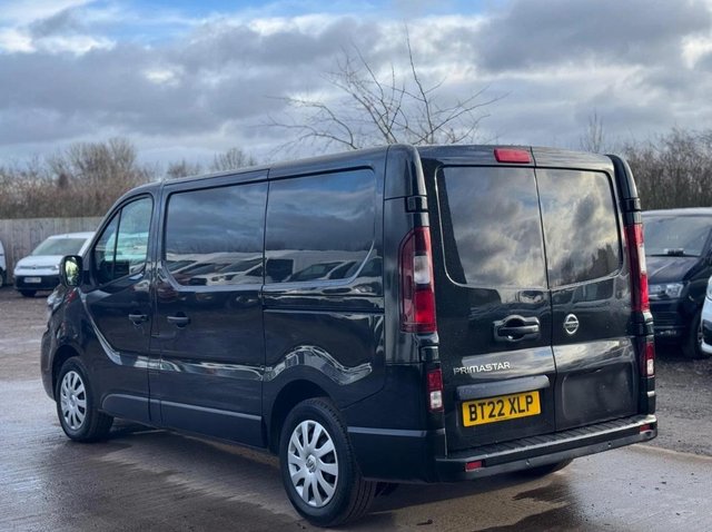 2022 NISSAN PRIMASTAR - Photo 4