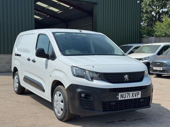 2021 PEUGEOT PARTNER