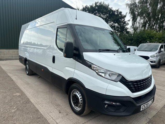 View our IVECO DAILY