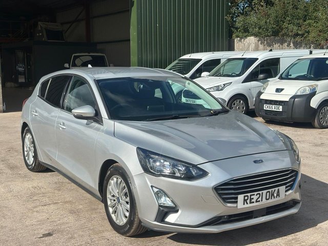 2021 FORD FOCUS - Photo 2