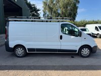 USED 2010 60 VAUXHALL VIVARO 2.0 2900 CDTi FWD L3 4dr 