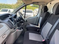 USED 2010 60 VAUXHALL VIVARO 2.0 2900 CDTi FWD L3 4dr 