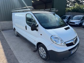 2010 VAUXHALL VIVARO