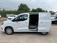 USED 2023 23 VAUXHALL COMBO 1.5 Turbo D 2300 Pro L1 H1 Euro 6 (s/s) 5dr TOP SPEC, IMMACULATELY CLEAN