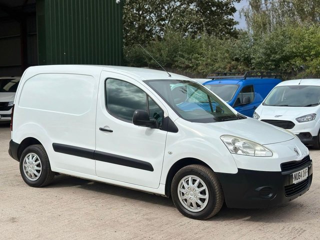 View our PEUGEOT PARTNER