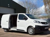 USED 2020 70 VAUXHALL VIVARO 1.5 Turbo D 2900 Dynamic L2 H1 Euro 6 (s/s) 6dr 1 OWNER, 2 KEYS, FSH, CLEAN