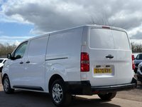 USED 2020 70 VAUXHALL VIVARO 1.5 Turbo D 2900 Dynamic L2 H1 Euro 6 (s/s) 6dr 1 OWNER, 2 KEYS, FSH, CLEAN