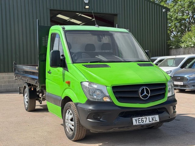 View our MERCEDES-BENZ SPRINTER