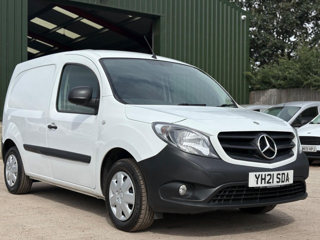2021 Mercedes-Benz CITAN - Photo 2