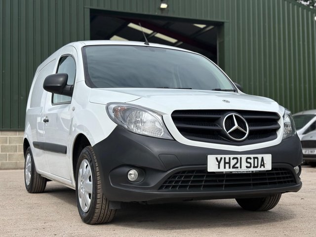 2021 Mercedes-Benz CITAN - Photo 3