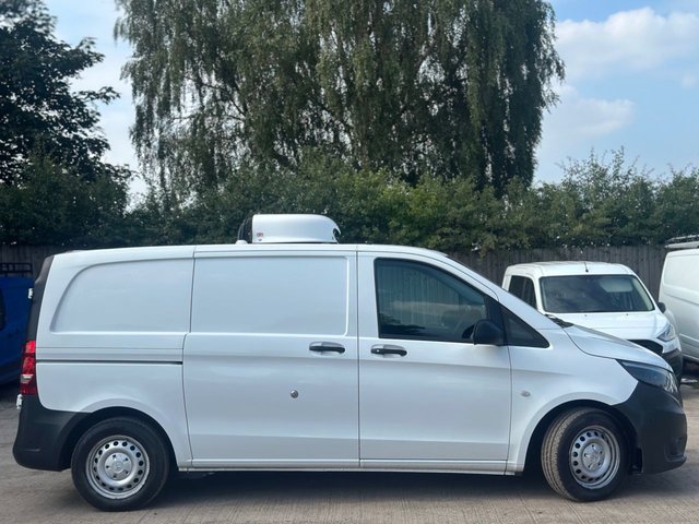 2020 Mercedes-Benz VITO - Photo 11