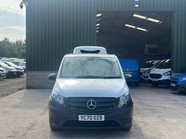 2020 Mercedes-Benz VITO - Photo 2