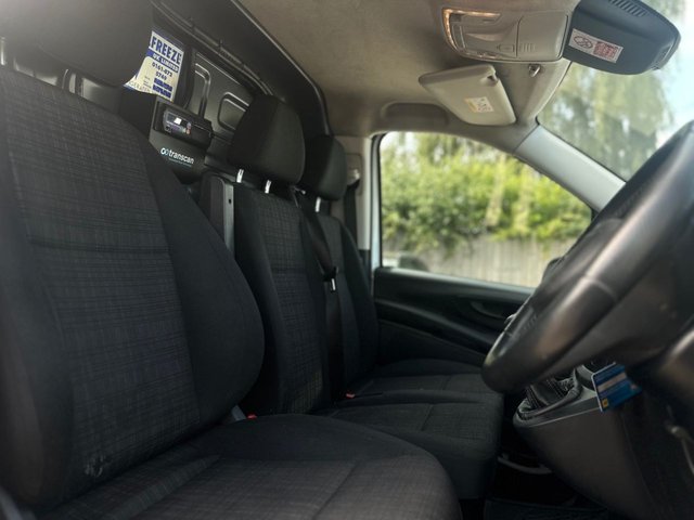 2020 Mercedes-Benz VITO - Photo 12