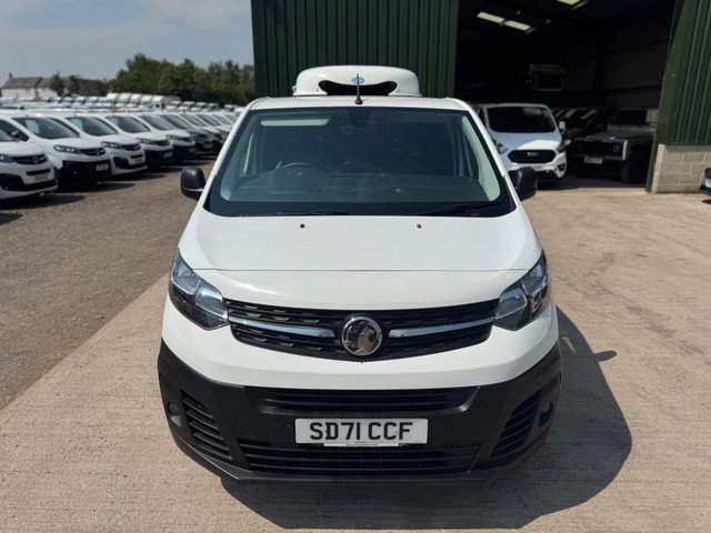2021 VAUXHALL VIVARO - Photo 8
