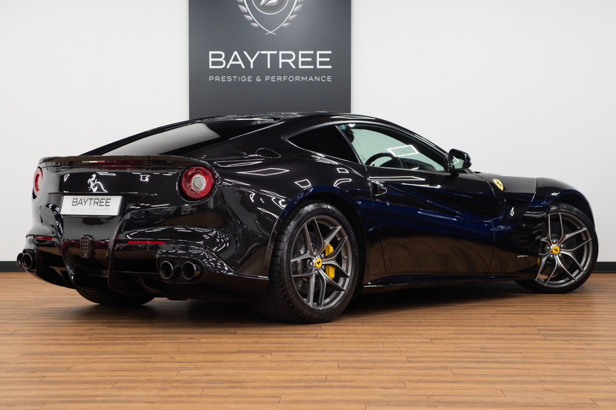 USED 2015 15 FERRARI F12 BERLINETTA 6.3 V12  