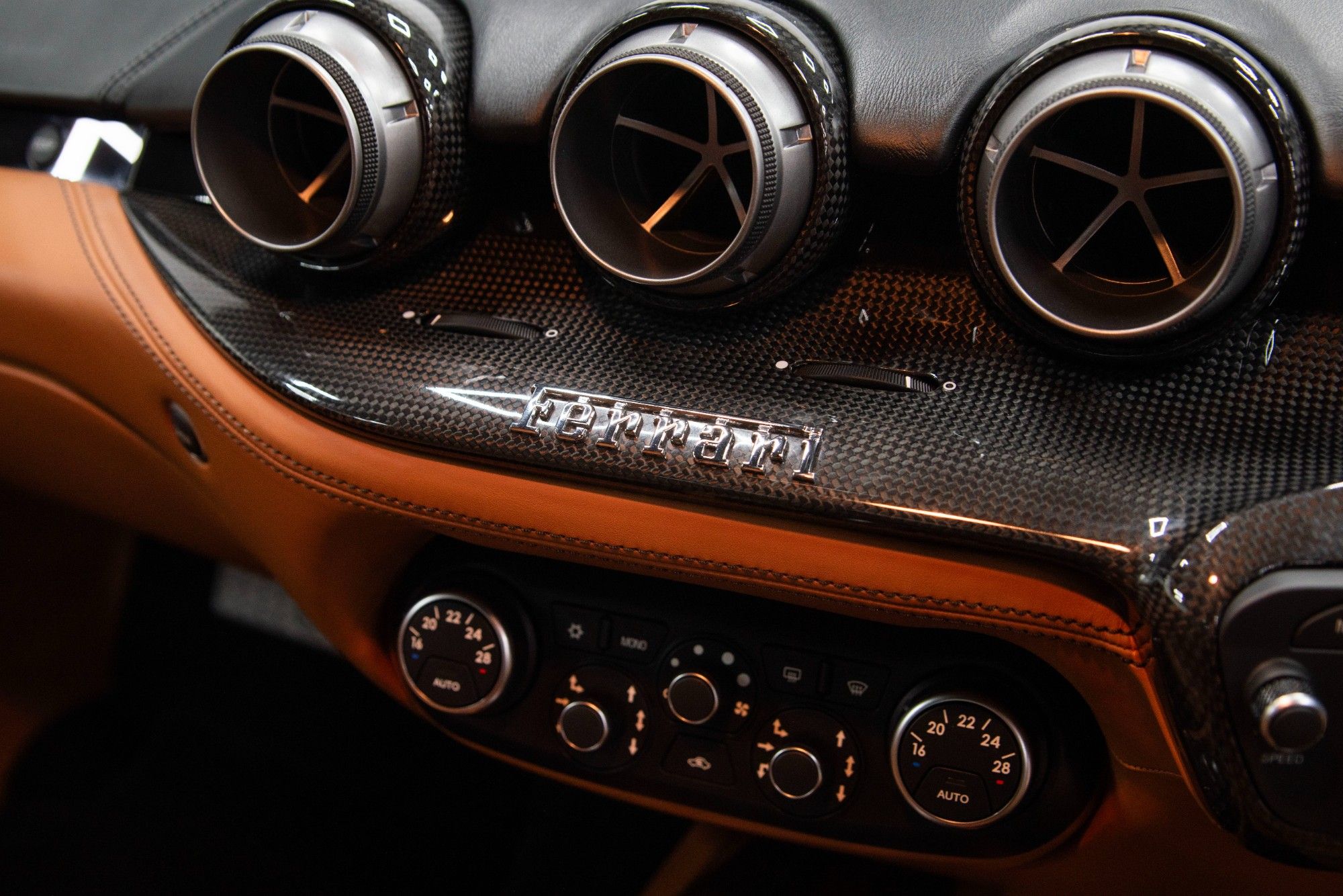 USED 2015 15 FERRARI F12 BERLINETTA 6.3 V12  