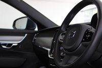 USED 2020 70 VOLVO V90 2.0 B4 MHEV Momentum Estate 5dr Petrol Hybrid Auto Euro 6 (s/s) (197 ps) 