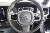USED 2020 70 VOLVO V90 2.0 B4 MHEV Momentum Estate 5dr Petrol Hybrid Auto Euro 6 (s/s) (197 ps) 