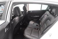 USED 2017 17 KIA SPORTAGE 1.7 CRDi 3 SUV 5dr Diesel Manual Euro 6 (s/s) (114 bhp) Electric Panoramic And Slide Roof, JBL Sound System, Apple CarPlay and Android Auto