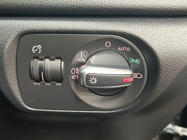 2014 Audi Q3 2L S Line 5dr - Photo 11