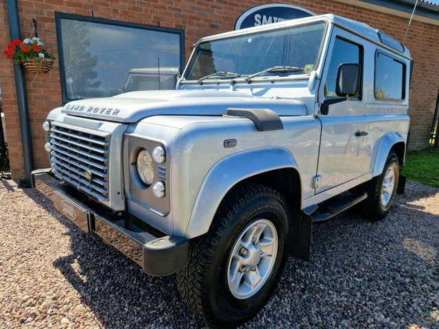 View our LAND ROVER DEFENDER