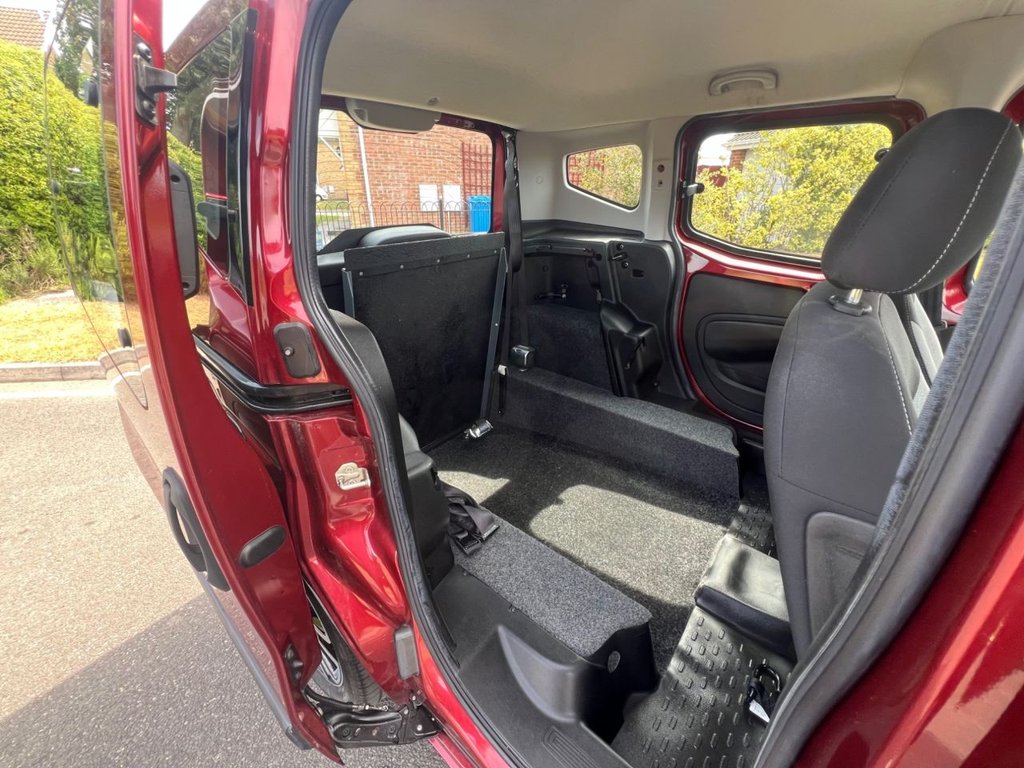 USED 2017 67 FIAT QUBO 1.4 Lounge MPV 5dr Petrol Euro 6 (77 ps) Wheelchair Mobility // px swap 