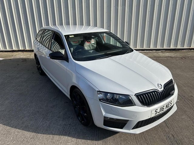 2016 SKODA OCTAVIA 2.0 TSI vRS 230 Estate 5dr Petrol Manual Euro 6 (s/s) (230 ps) - Photo 5