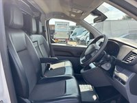 USED 2020 70 PEUGEOT EXPERT 1.5 BLUE HDI PROFESSIONAL MWB 100BHP. LOW 65K MLS. AIRCON. FINANCE. 1 OWNER. PX 1 OWNER. AIRCON. SENSORS. 65K MILES. PROFESSIONAL.