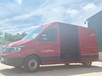 USED 2018 67 VOLKSWAGEN CRAFTER 2.0 TDI CR35 BlueMotion Tech Trendline FWD MWB High Roof Euro 6 (s/s) 5dr HUGE SPEC, EXTREMLEY CLEAN VAN