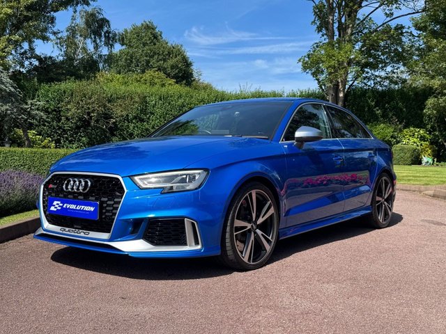View our AUDI RS3