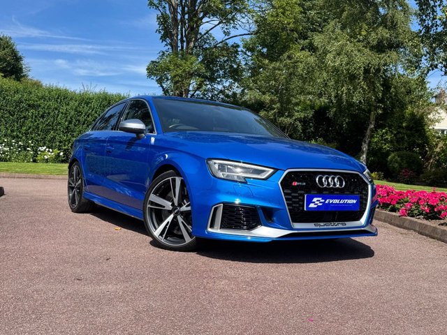 View our AUDI RS3