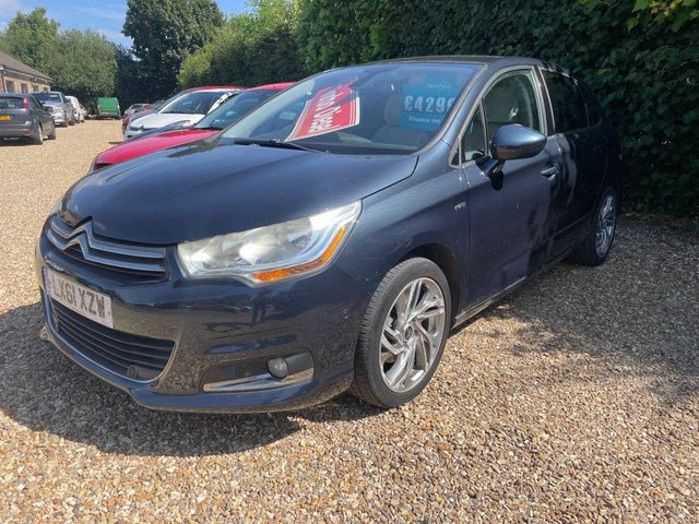 View our CITROEN C4
