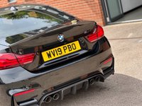 USED 2019 19 BMW M4 3.0 BiTurbo GPF Competition Coupe 2dr Petrol DCT Euro 6 (s/s) (450 ps) CARBON