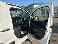 USED 2022 22 TOYOTA PROACE CITY 1.5 BlueHDi Active Short Panel Van 5dr Diesel Manual SWB Euro 6 (s/s) (100 bhp) AIRCON PLY COMBO / BERLINGO