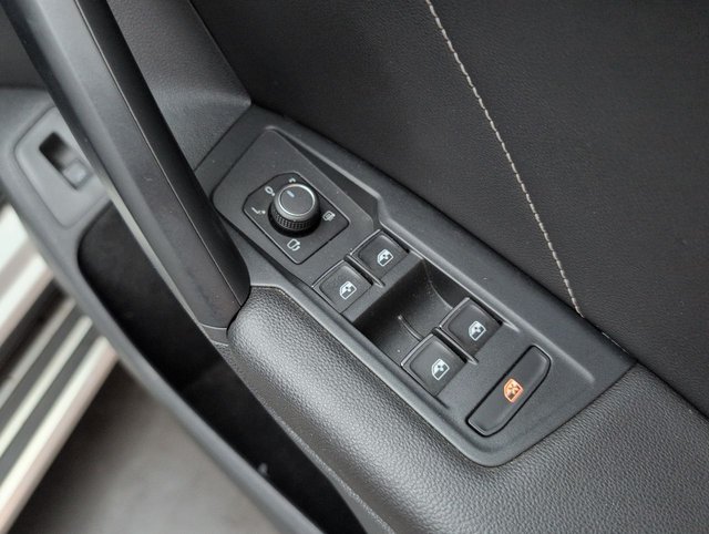 USED 2019 19 Volkswagen Tiguan 1.5 TSI Evo R-Line Suv 5dr Petrol DSg Euro 6 (s/S) (150 Ps) Heated Front Seats+lane Assist