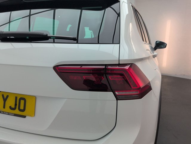 USED 2019 19 Volkswagen Tiguan 1.5 TSI Evo R-Line Suv 5dr Petrol DSg Euro 6 (s/S) (150 Ps) Heated Front Seats+lane Assist