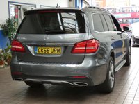 USED 2018 68 MERCEDES-BENZ GLS 3.0 GLS350d V6 AMG Line SUV 5dr Diesel G-Tronic 4MATIC Euro 6 (s/s) (258 ps) 7 SEATS SAT NAV PANORAMIC SUNROOF SMARTPHONE INTEGRATION PACK LEATHER HEATED FRONT AND REAR SEATS 360 CAMERA HARMAN KARDON ELECTRIC SIDE VENT WINDOWNS PARKING SENSORS 3 OWNER SERVICE HISTORY WARRANTY