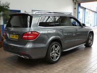 USED 2018 68 MERCEDES-BENZ GLS 3.0 GLS350d V6 AMG Line SUV 5dr Diesel G-Tronic 4MATIC Euro 6 (s/s) (258 ps) 7 SEATS SAT NAV PANORAMIC SUNROOF SMARTPHONE INTEGRATION PACK LEATHER HEATED FRONT AND REAR SEATS 360 CAMERA HARMAN KARDON ELECTRIC SIDE VENT WINDOWNS PARKING SENSORS 3 OWNER SERVICE HISTORY WARRANTY