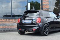 USED 2018 68 MINI HATCH 2.0 Cooper S Hatchback 3dr Petrol Manual Euro 6 (s/s) (192 ps) HUGE SPEC / H&K / HUD / CHILI