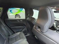 USED 2019 68 VOLVO XC60 2.0 D4 R-Design SUV 5dr Diesel Manual AWD Euro 6 (s/s) (190 ps) 
