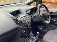 USED 2015 15 FORD B-MAX 1.4 Zetec MPV 5dr Petrol Manual Euro 5 (90 ps) ....Very Low Miles
