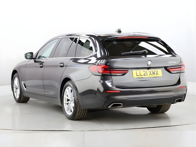 2021 BMW 5 Series 2L Se 5dr - Photo 8