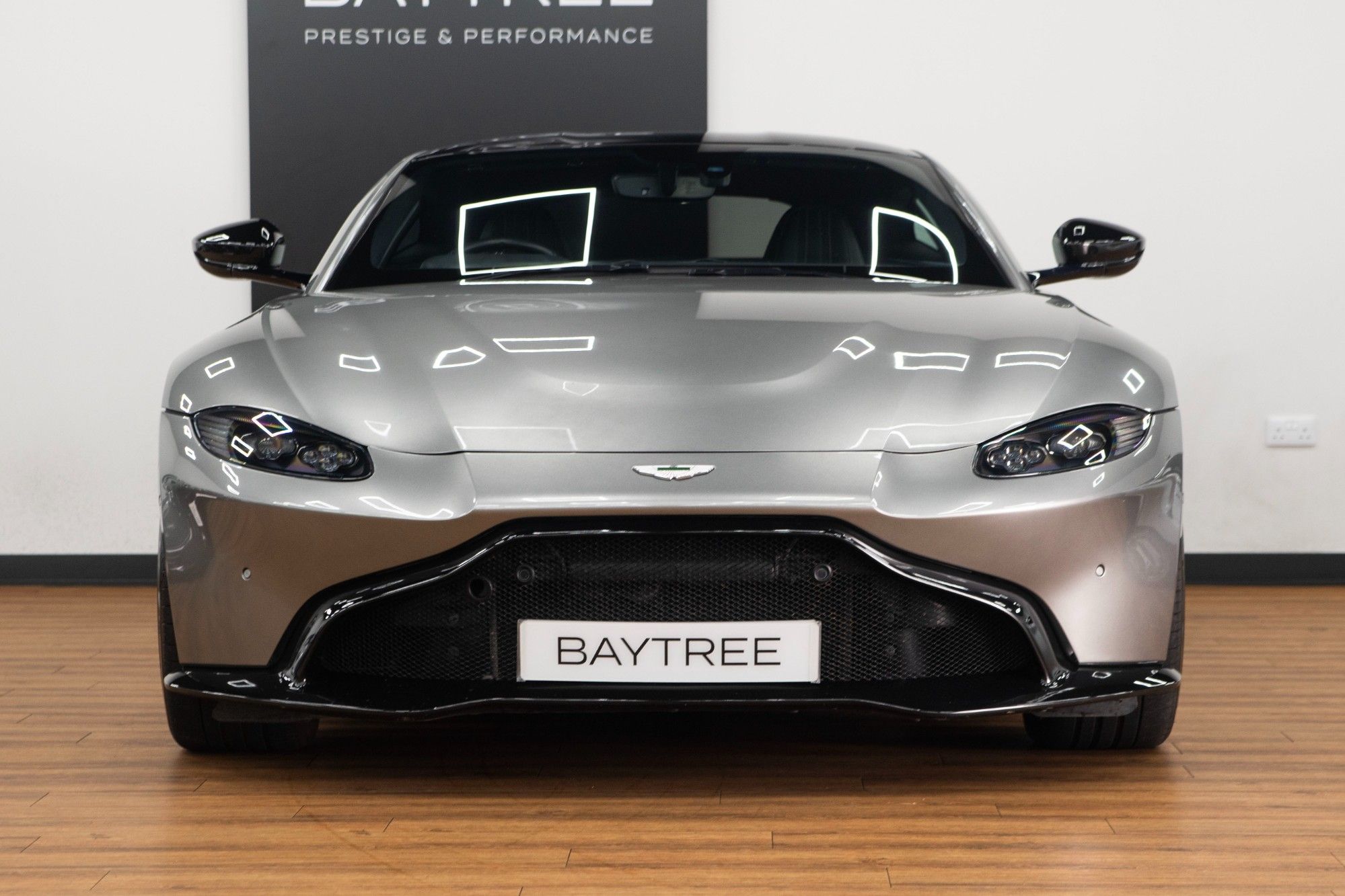 USED 2019 62 ASTON MARTIN VANTAGE 4.0 V8 Coupe 