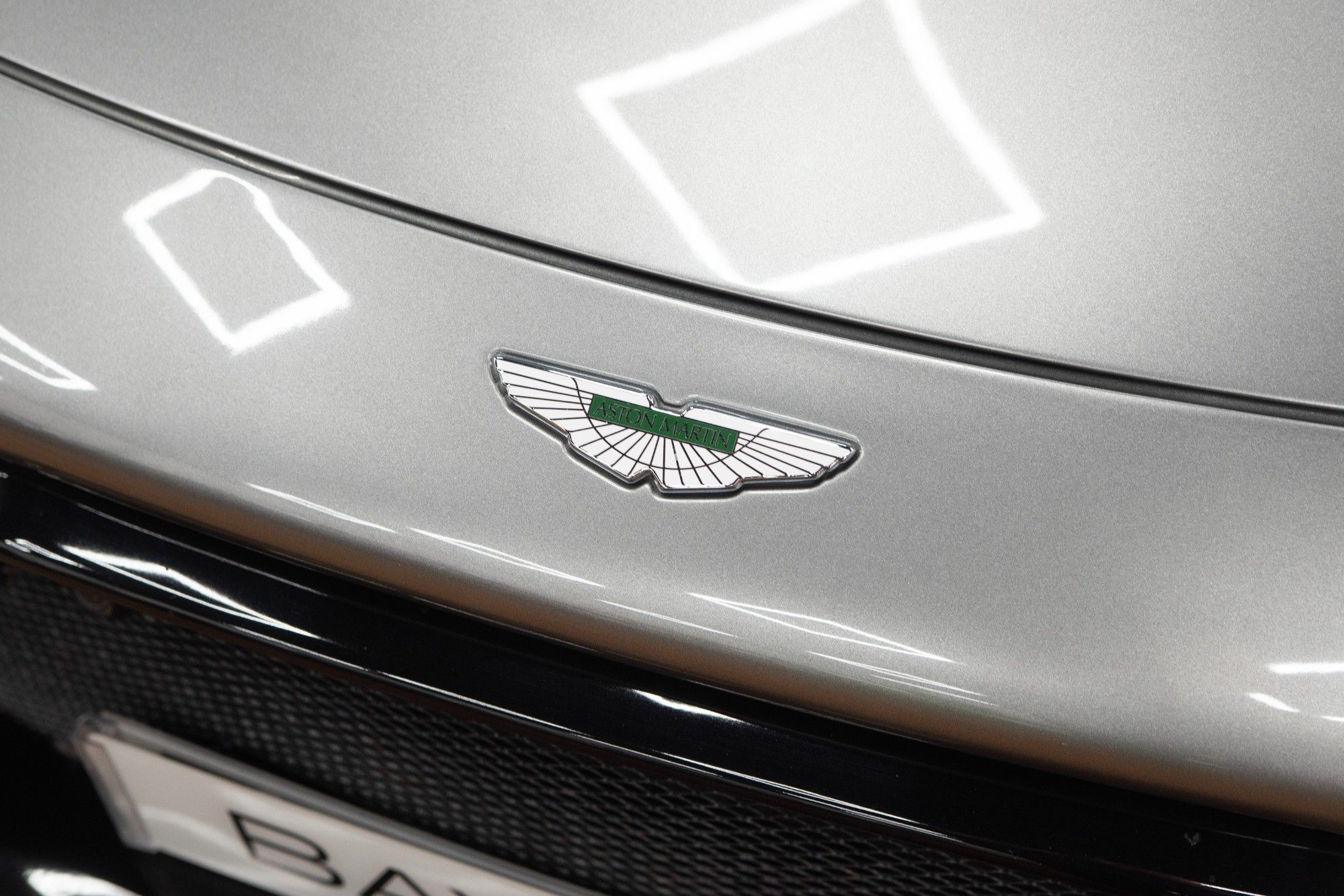 USED 2019 62 ASTON MARTIN VANTAGE 4.0 V8 Coupe 