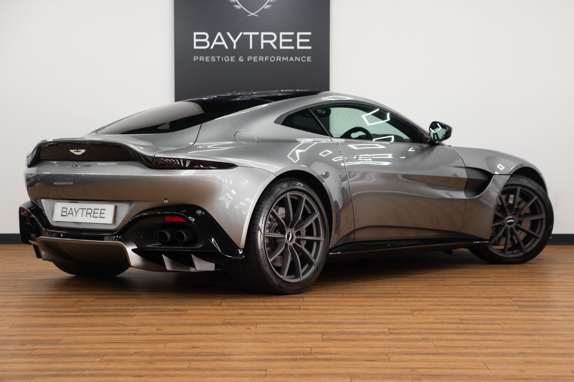 USED 2019 62 ASTON MARTIN VANTAGE 4.0 V8 Coupe 