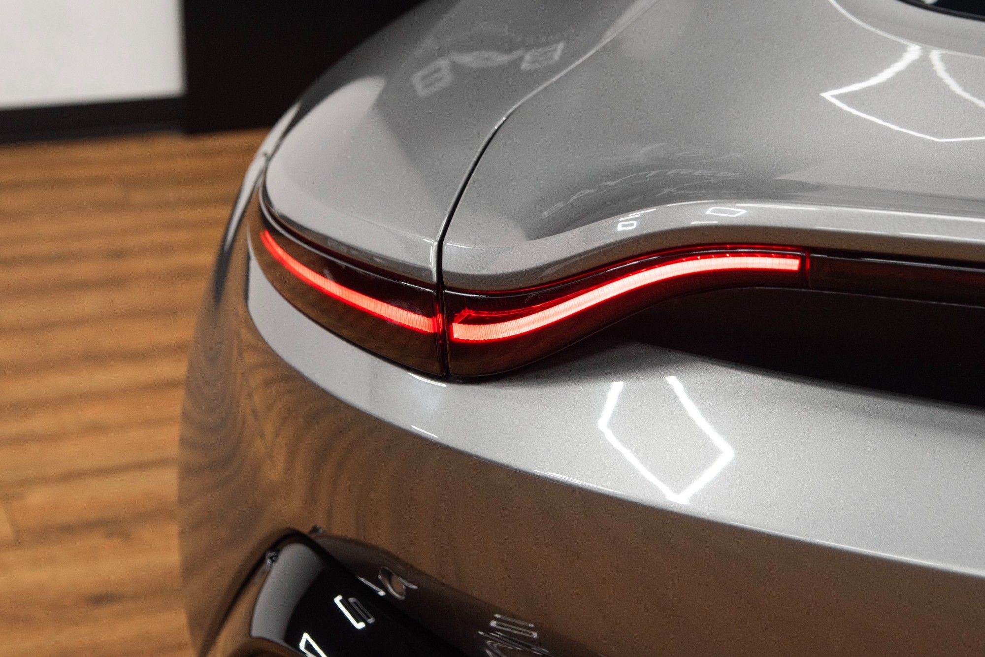 USED 2019 62 ASTON MARTIN VANTAGE 4.0 V8 Coupe 
