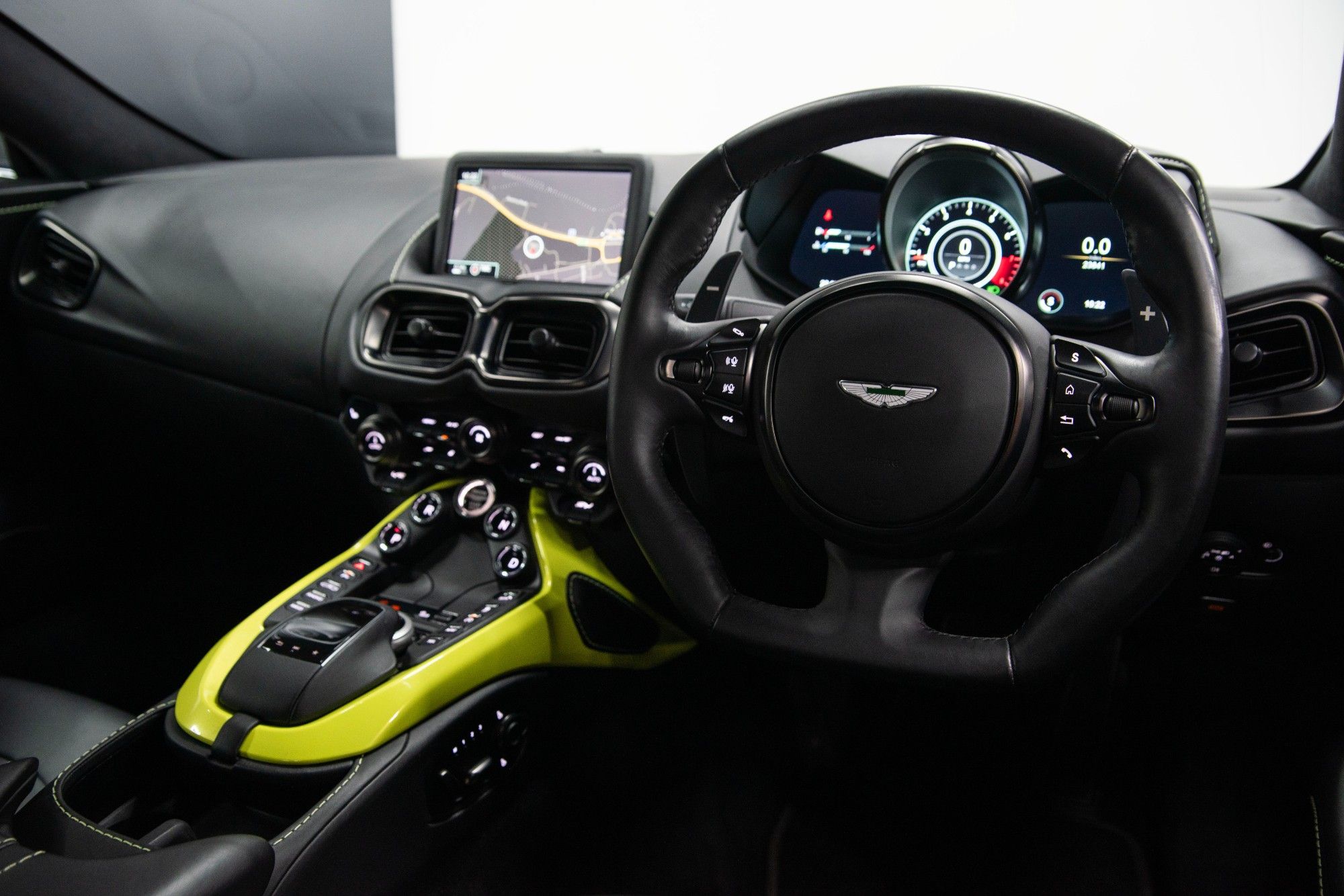 USED 2019 62 ASTON MARTIN VANTAGE 4.0 V8 Coupe 