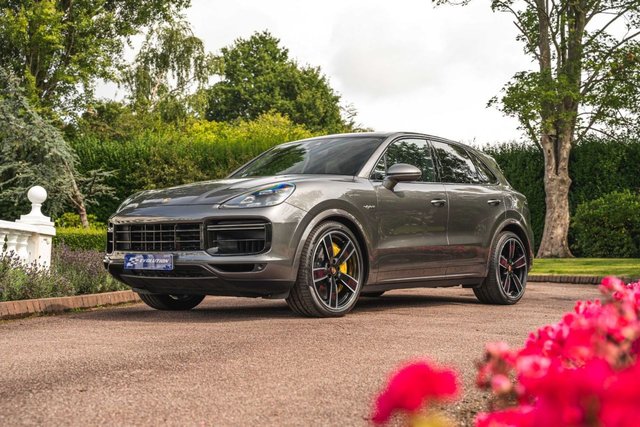 View our PORSCHE CAYENNE