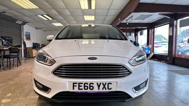 2016 FORD FOCUS - Photo 5