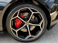 USED 2021 70 LAMBORGHINI HURACAN 5.2 V10 LP 640-4 EVO Spyder 2dr Petrol LDF 4WD Euro 6 (s/s) (640 ps) 